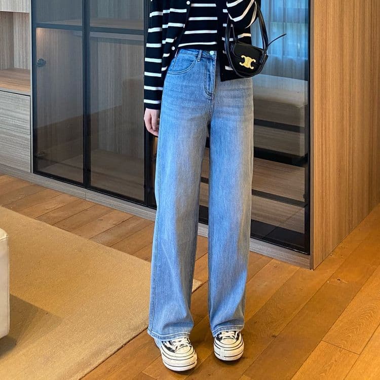 ストレートデニム やわらか素材ストレートパンツ