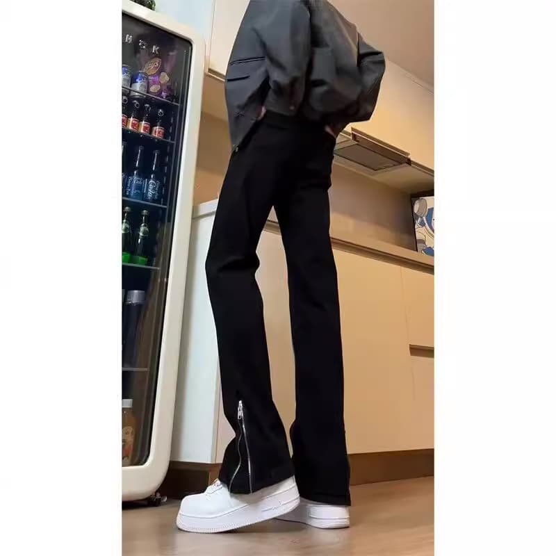 ストレートデニム すっきりシルエット裾ジップデニム