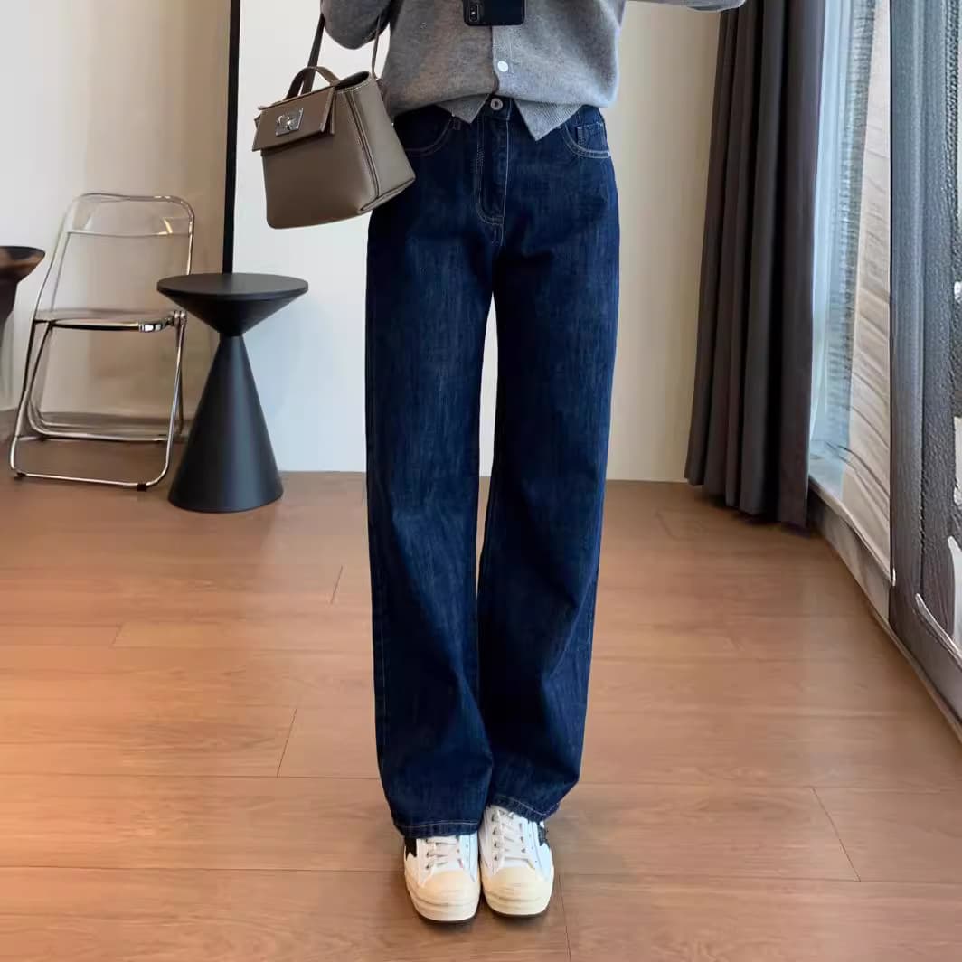 ゆったり美脚ストレートデニム