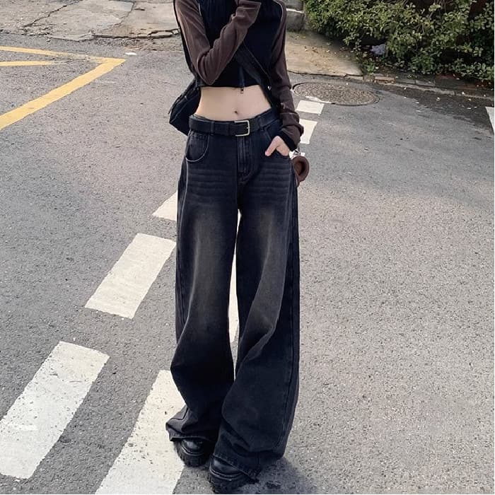 ワイドシルエット ストレートデニム