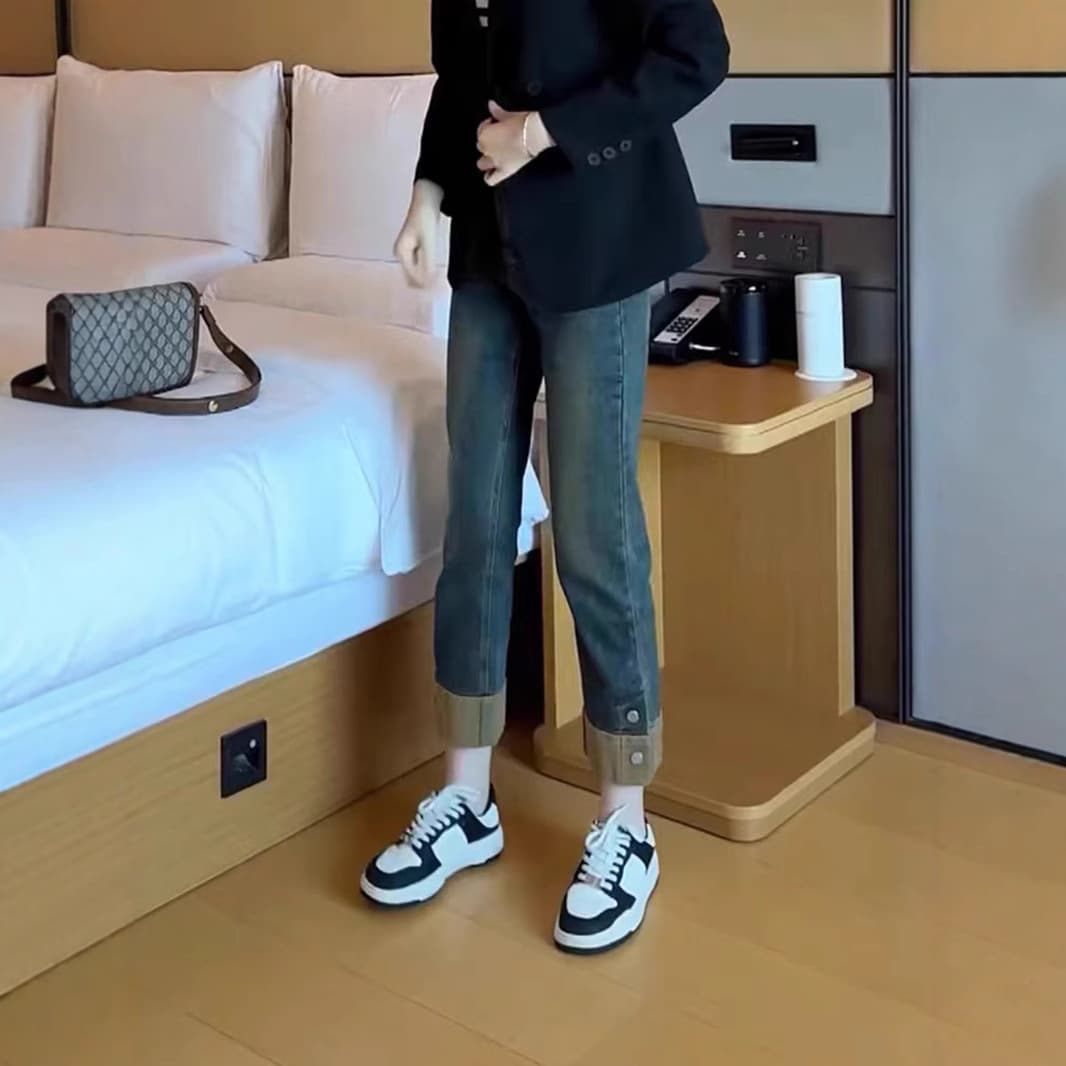 クラシカルストレートデニム