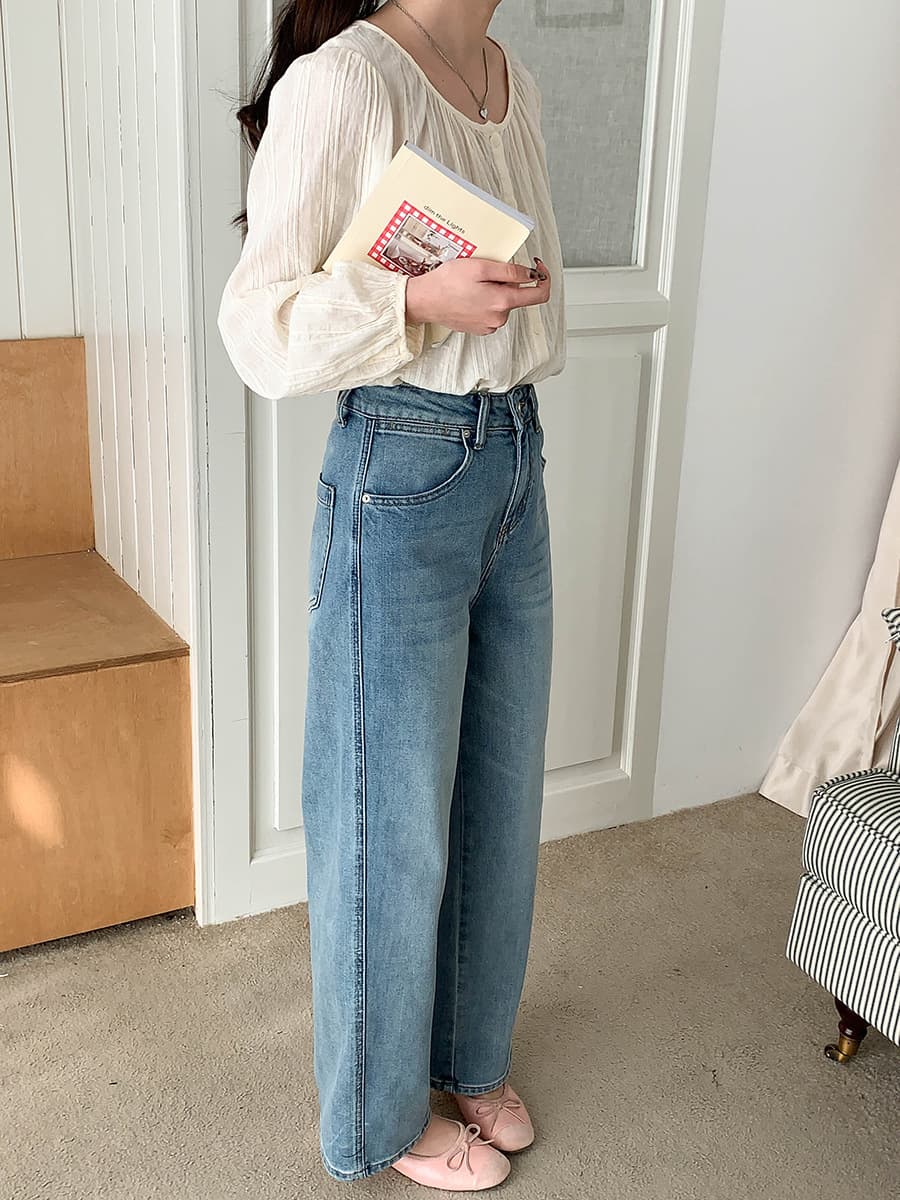 ゆったりシルエット リラックスストレートデニム