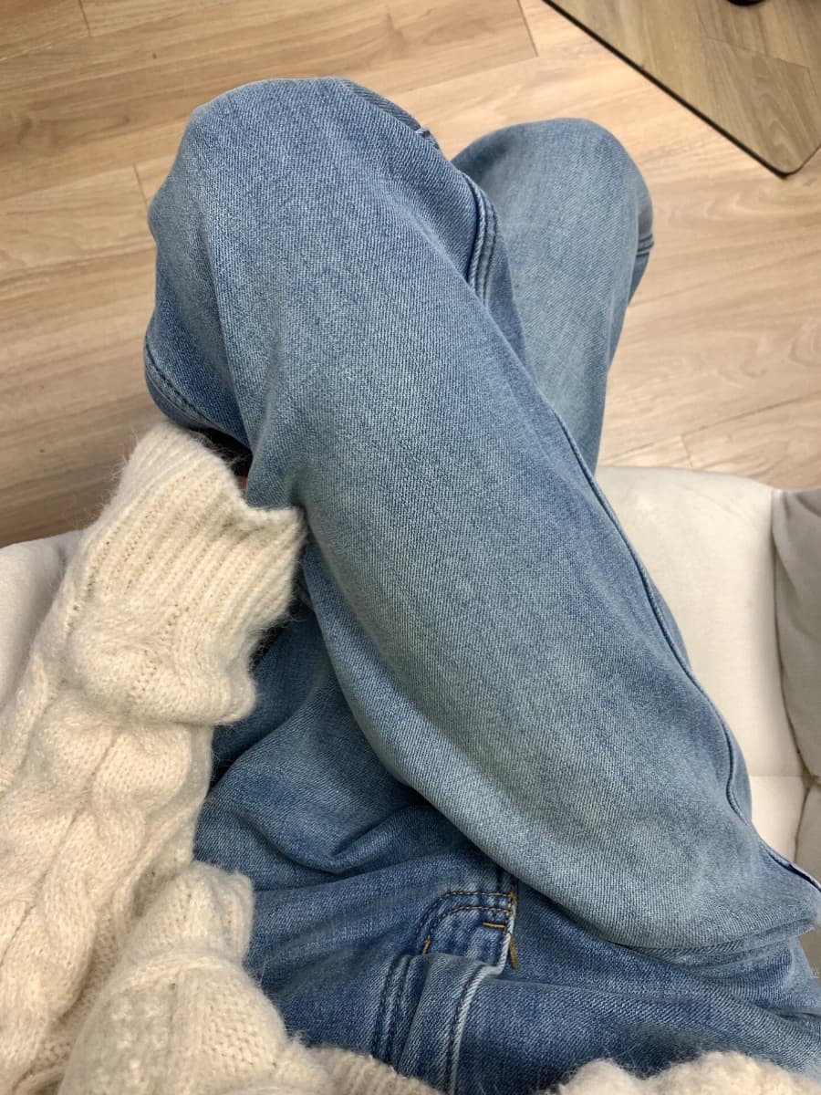裏ボアストレートデニムパンツ