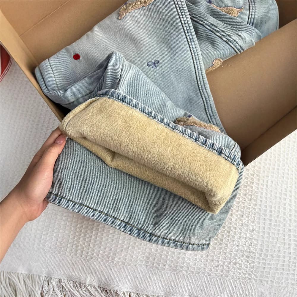 ストレートデニム 裏ボア付きダメージ加工デニムパンツ