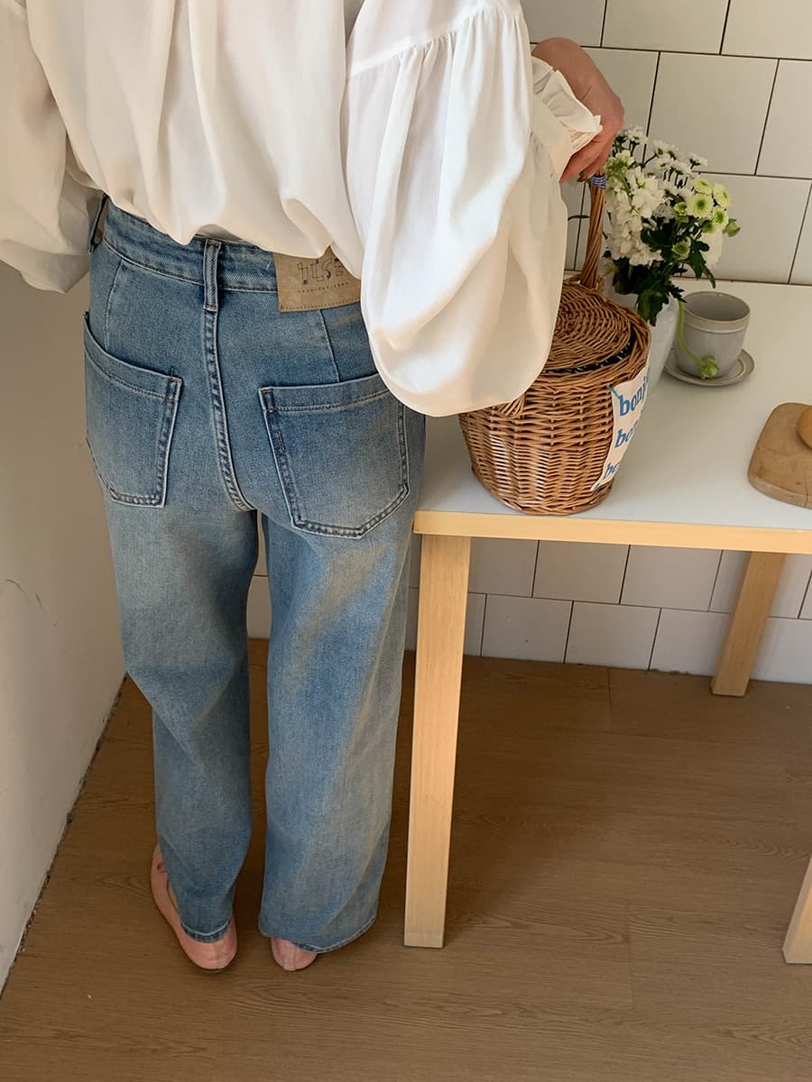 ゆったりシルエット リラックスストレートデニム